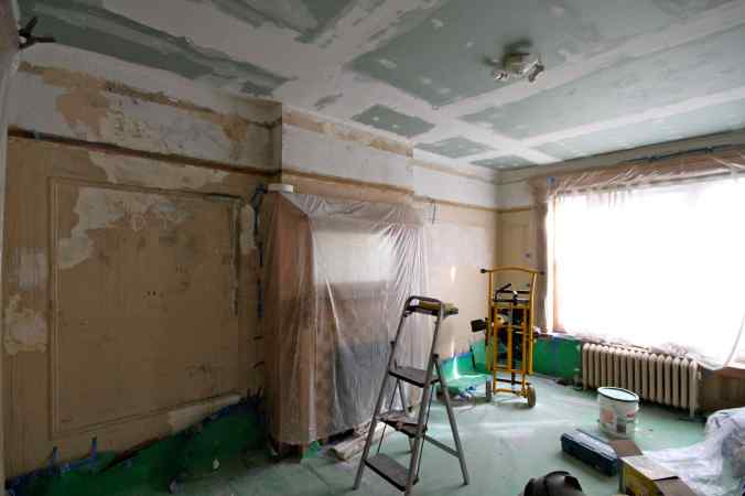 14 Bedroom Gross Walls